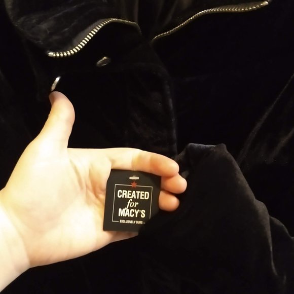 NEW with tags NWT Macy's JouJou black soft velvety Puffer coat 1X/Junior… - Picture 5 of 6
